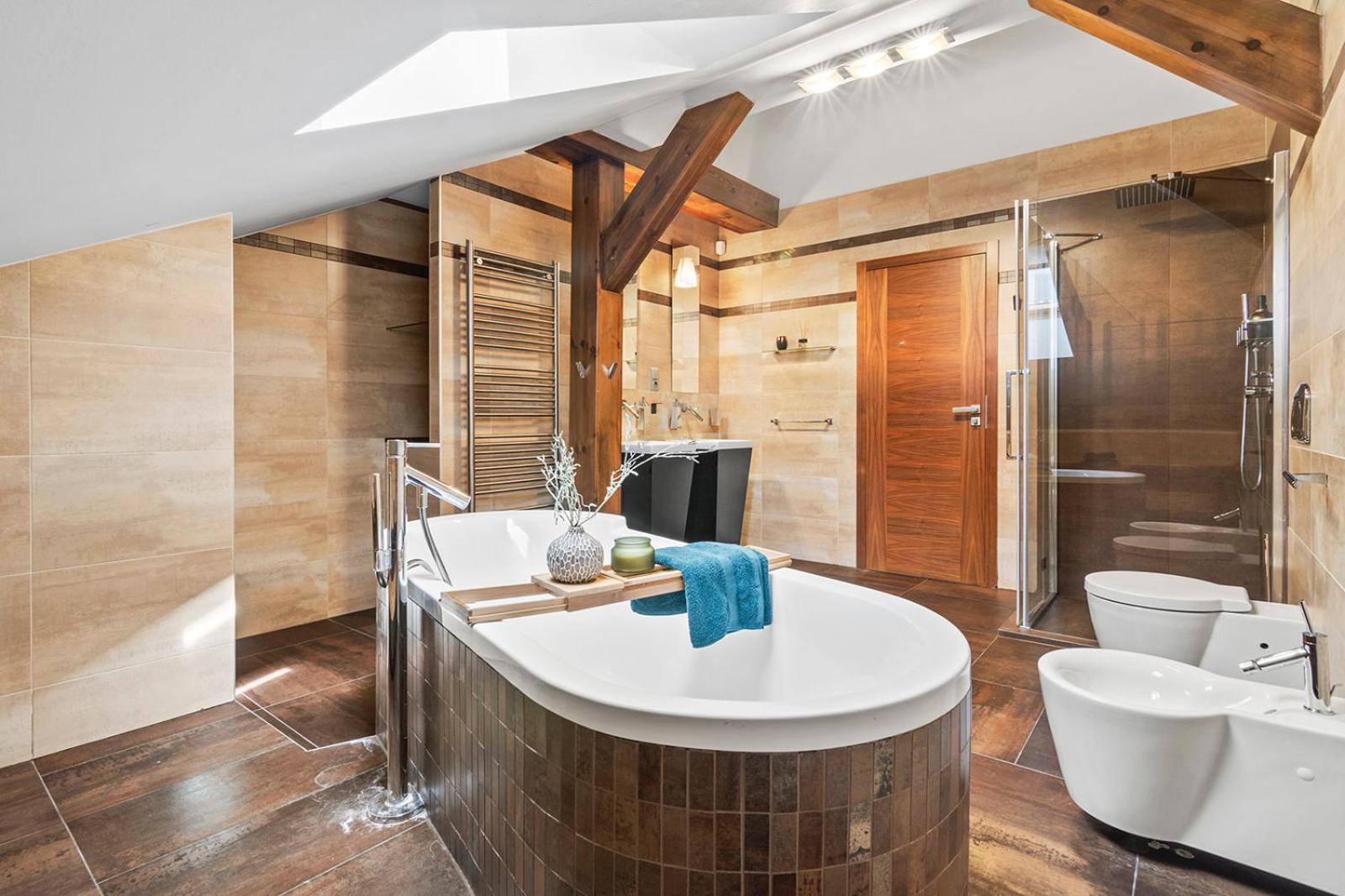 Days - Spacious 117m2 Attic Retreat W Ac - Near Old Town Sq Apartment Prague